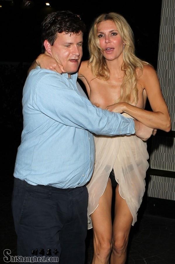 ȸŮBrandi Glanvilleڿ㱻ץ ...ͼƬ 210128